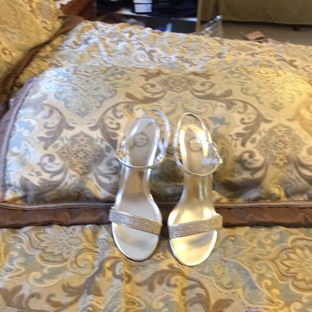 Sandal